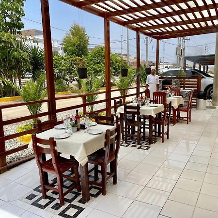 Hostal Ocean Pacifico Пунта-Неґра Екстер'єр фото
