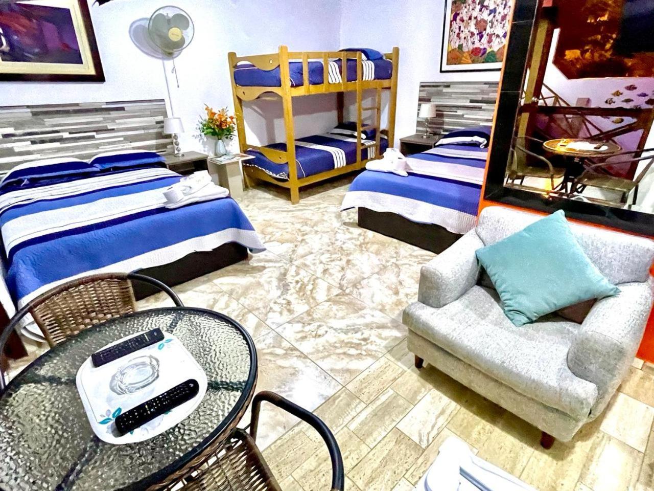 Hostal Ocean Pacifico Пунта-Неґра Екстер'єр фото