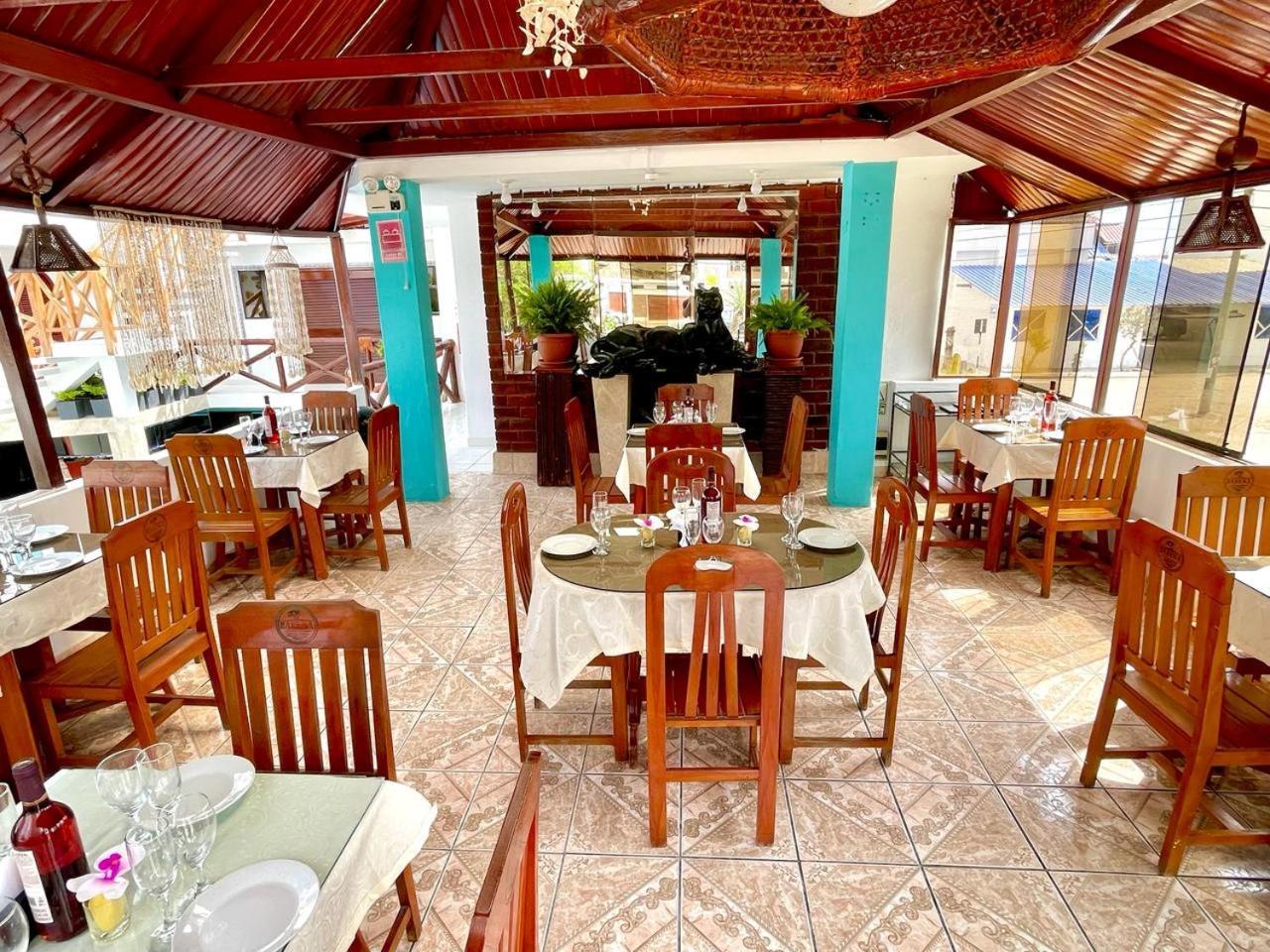 Hostal Ocean Pacifico Пунта-Неґра Екстер'єр фото