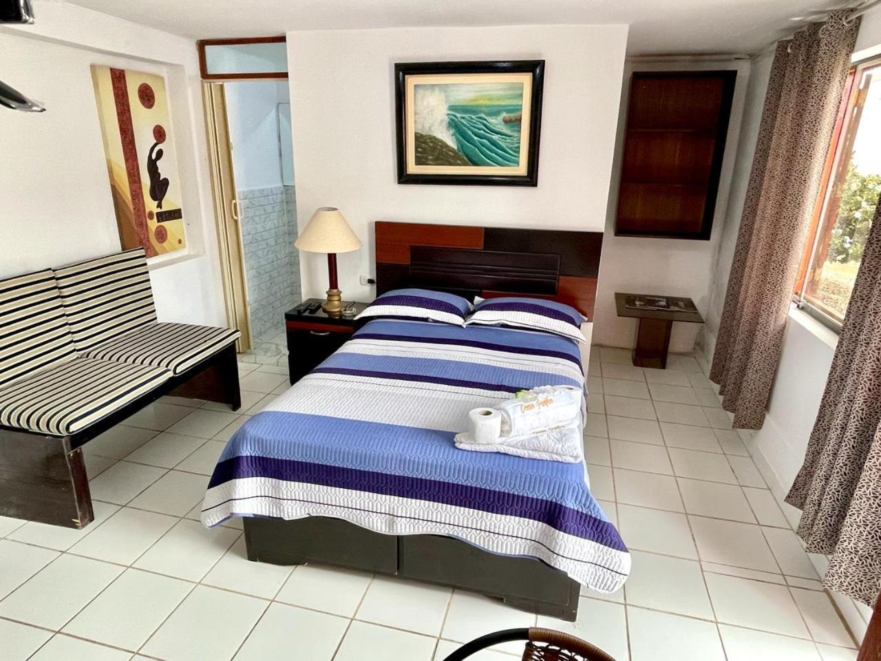 Hostal Ocean Pacifico Пунта-Неґра Екстер'єр фото