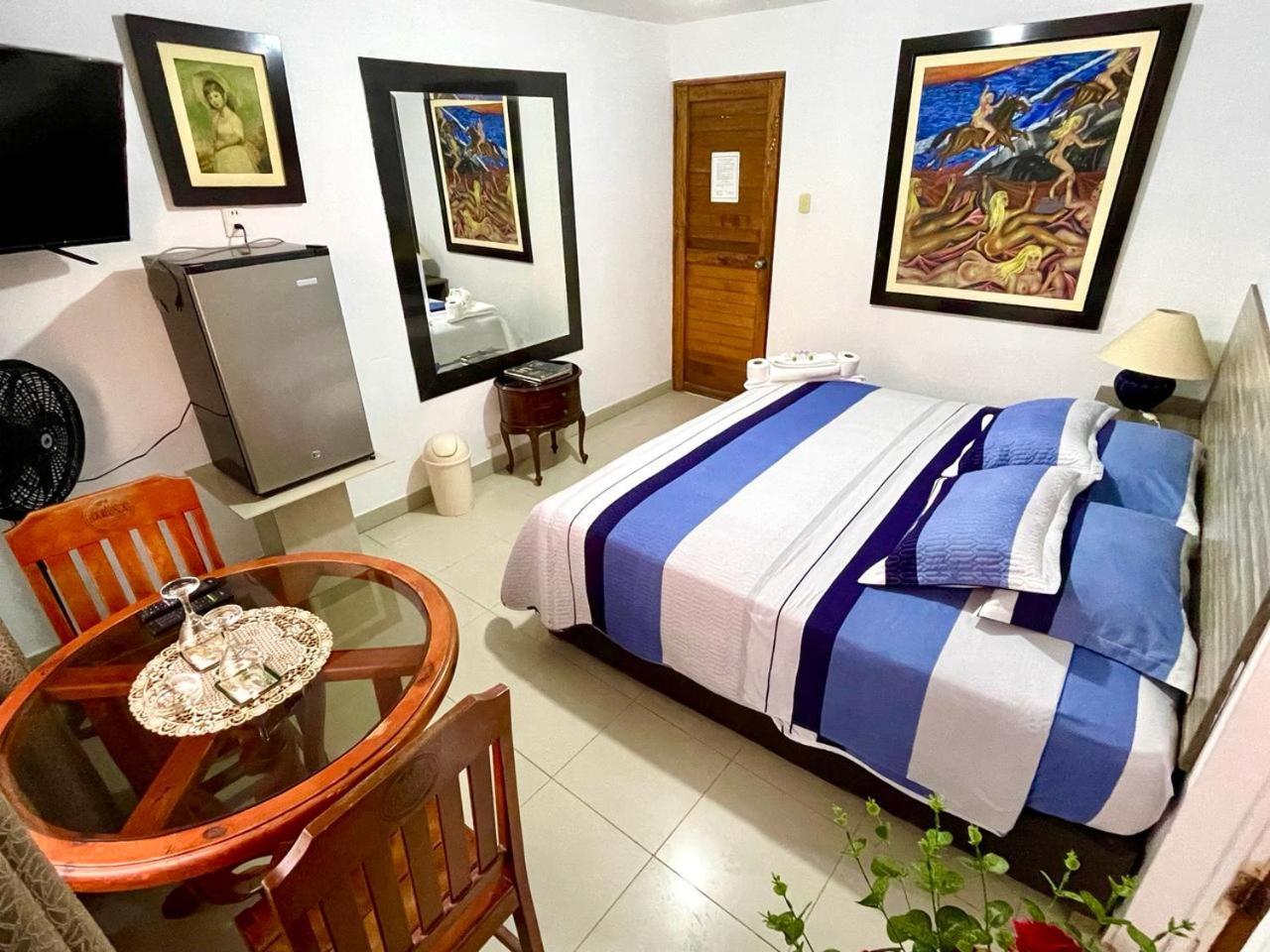 Hostal Ocean Pacifico Пунта-Неґра Екстер'єр фото