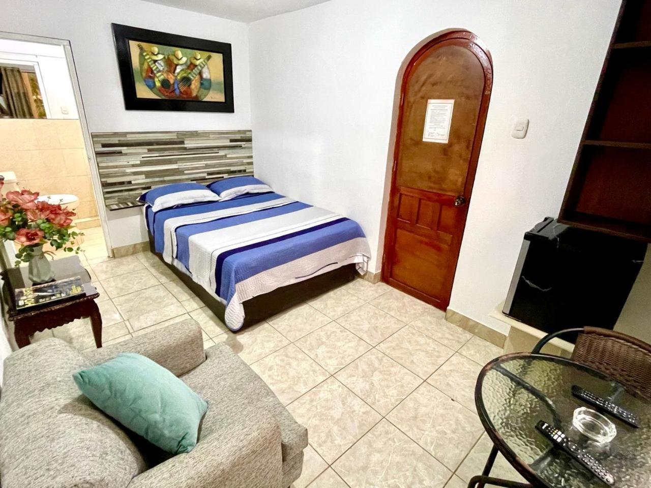 Hostal Ocean Pacifico Пунта-Неґра Екстер'єр фото