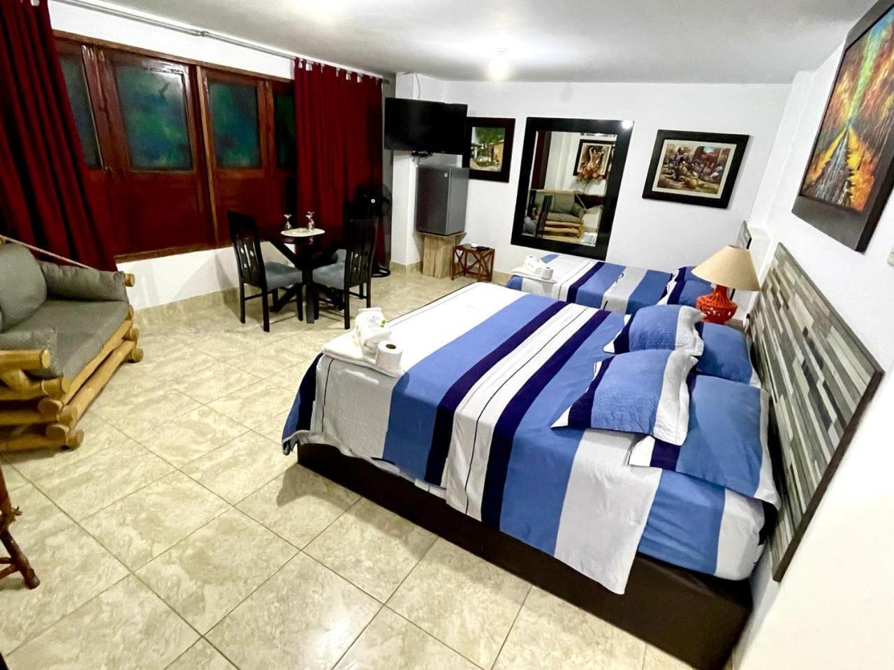 Hostal Ocean Pacifico Пунта-Неґра Екстер'єр фото