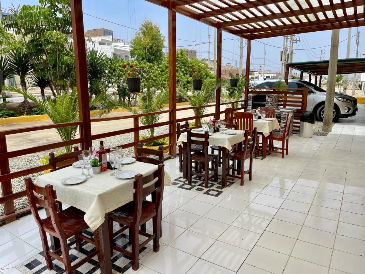 Hostal Ocean Pacifico Пунта-Неґра Екстер'єр фото