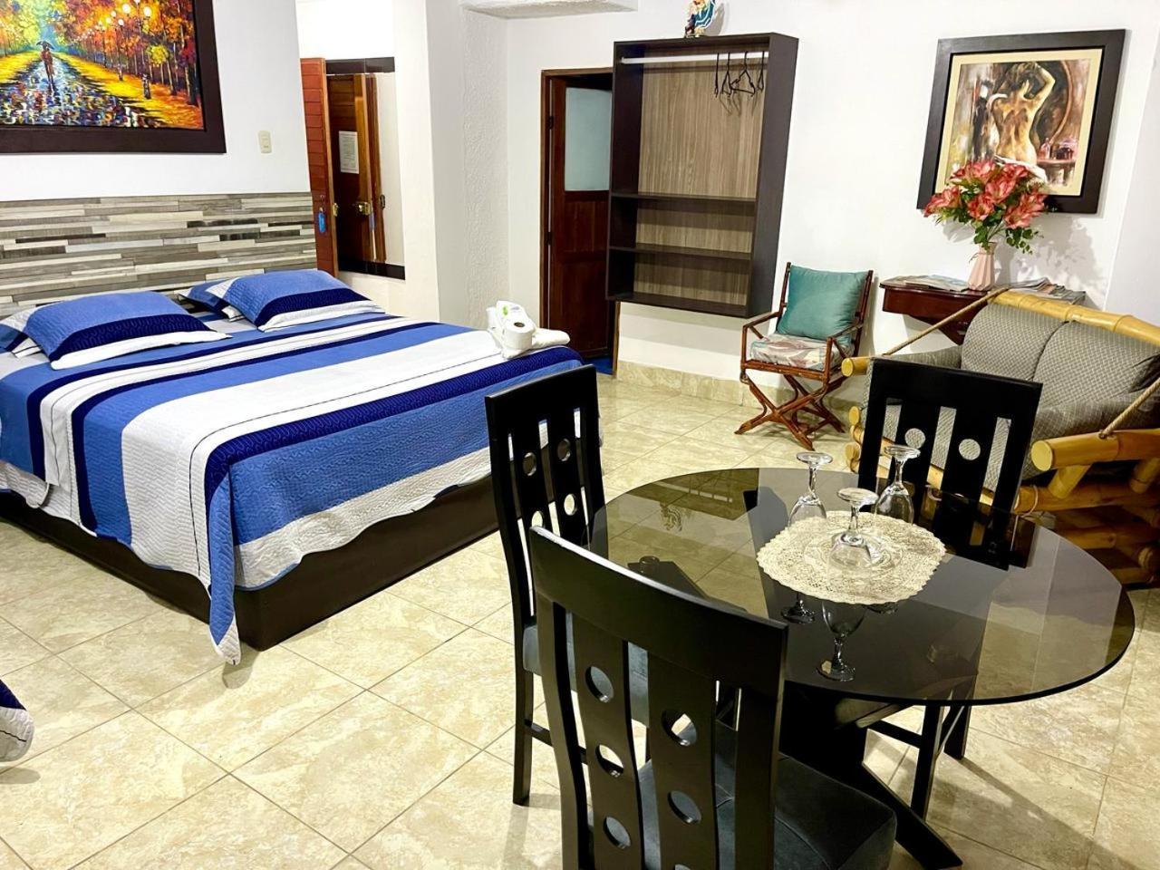 Hostal Ocean Pacifico Пунта-Неґра Екстер'єр фото